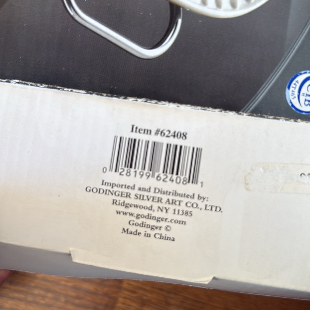 NIB Porcelain Bread Tray with Silver Serving Rack - Picture 7 of 7